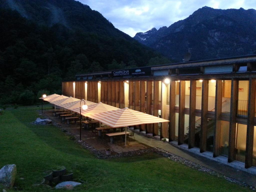 Familienhotel Campagna Frasco ภายนอก รูปภาพ